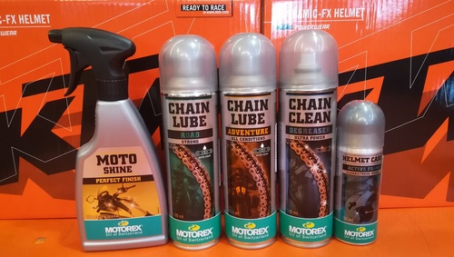 Přípravky pro péči o řetěz motocyklu