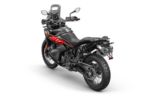 790 ADVENTURE BLACK 2023