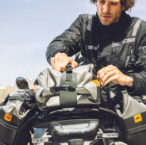 AV04 K RUGGED universální voděodolná šedá brašna KAPPA