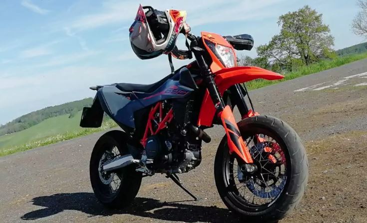 690 SMC R 2022