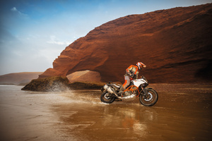 1090 Adventure R 2017 verze L 70kW
