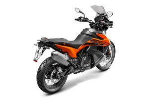 890 ADVENTURE ORANGE 2021