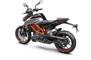 125 DUKE ABS 2021 SILVER